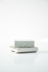 Savon nourrissant au karité et bois de santal