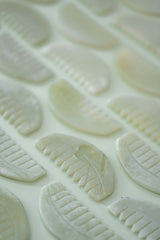 Peigne en pierre de jade