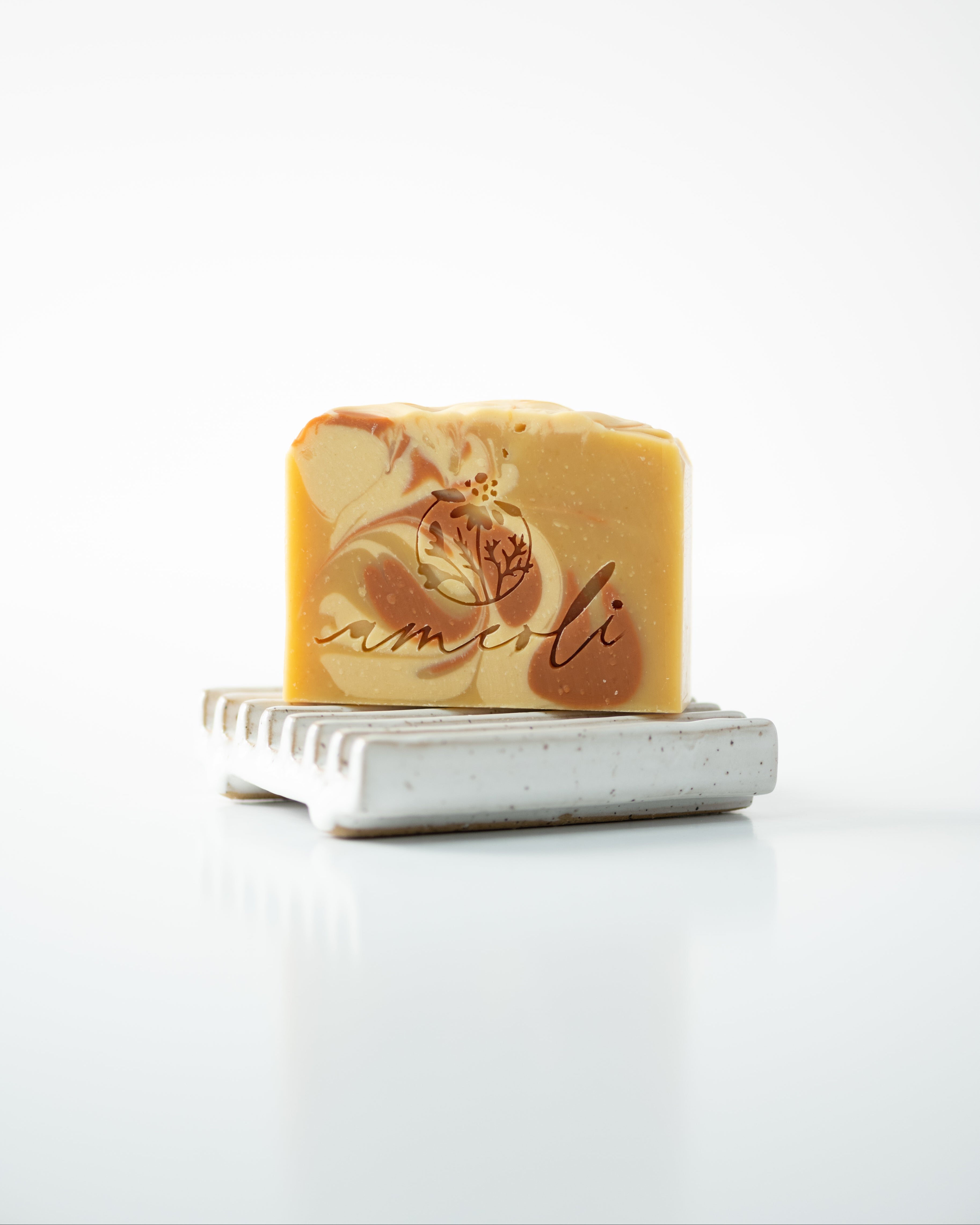 Le Citrus | Savon onctueux au lait de chèvre et notes citronnées