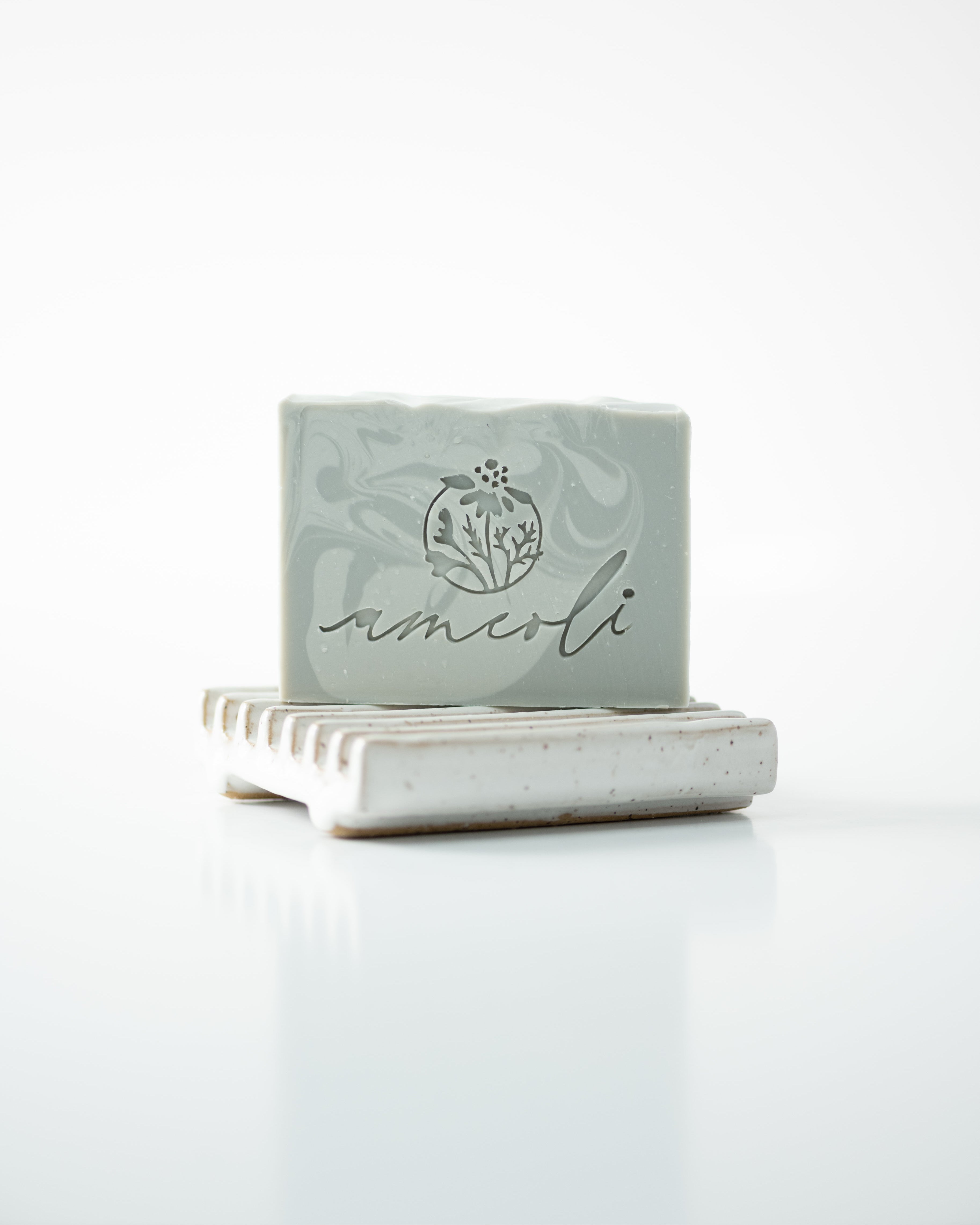 Le Hindi | Savon nourrissant au karité et bois de santal