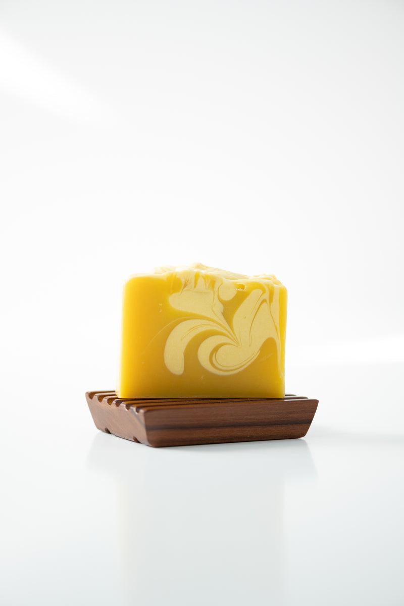 Savon hydratant pour le visage au beurre d'avocat et lait de coco